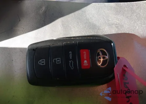 2025 Toyota Camry Se z USA, uszkodzony, nr VIN 4T1DAACK0SU208548